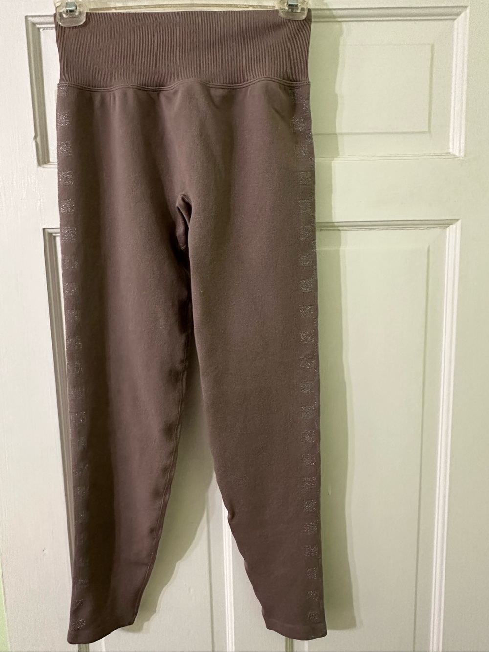 Women’s Victoria’s Secret PINK Seamless High-Waist Leggings in Mauve